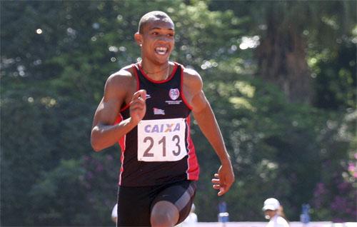 Carlos Roberto Pio, do Centro de Excelência Esportivo, é um dos atletas que integram a delegação brasileira que disputa o Campeonato Sul-Americano de Atletismo, em Buenos Aires, na Argentina/ Foto: Fernanda Paradizo